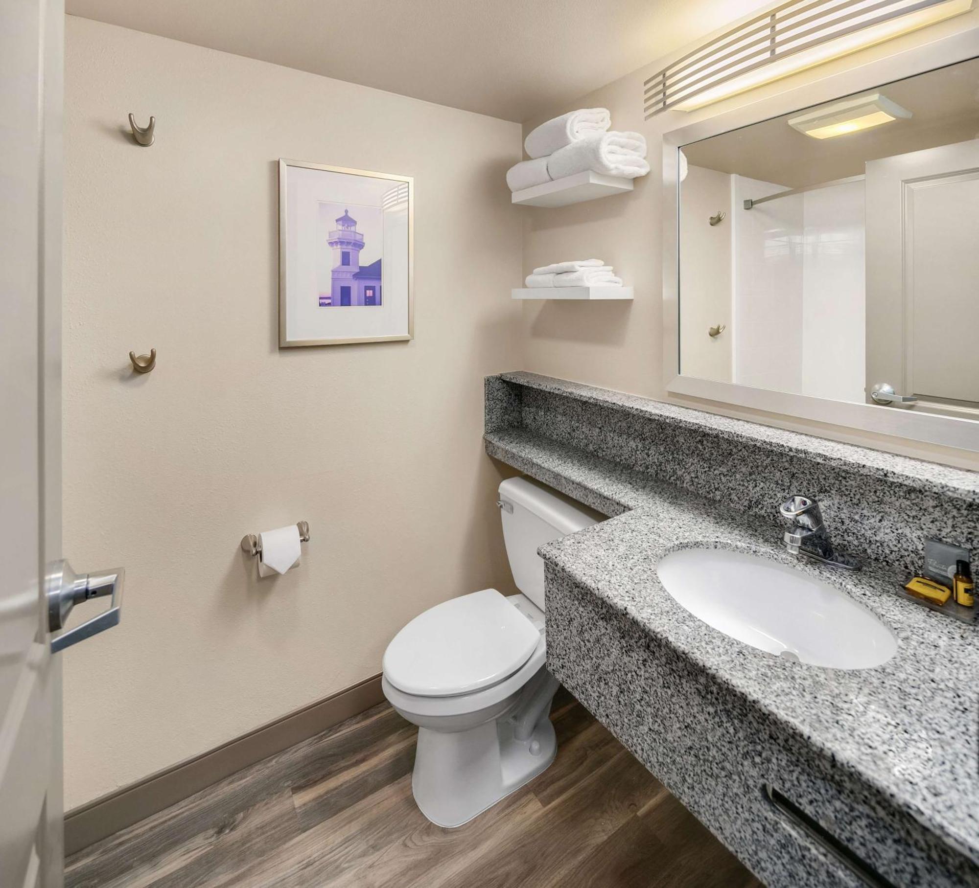 Hotel Executive Residency By Western Navigator &
