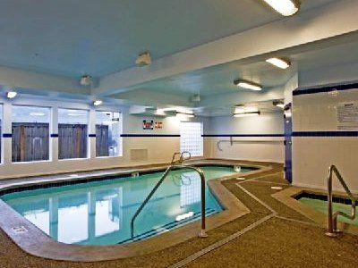 Executive Residency By Western Navigator &