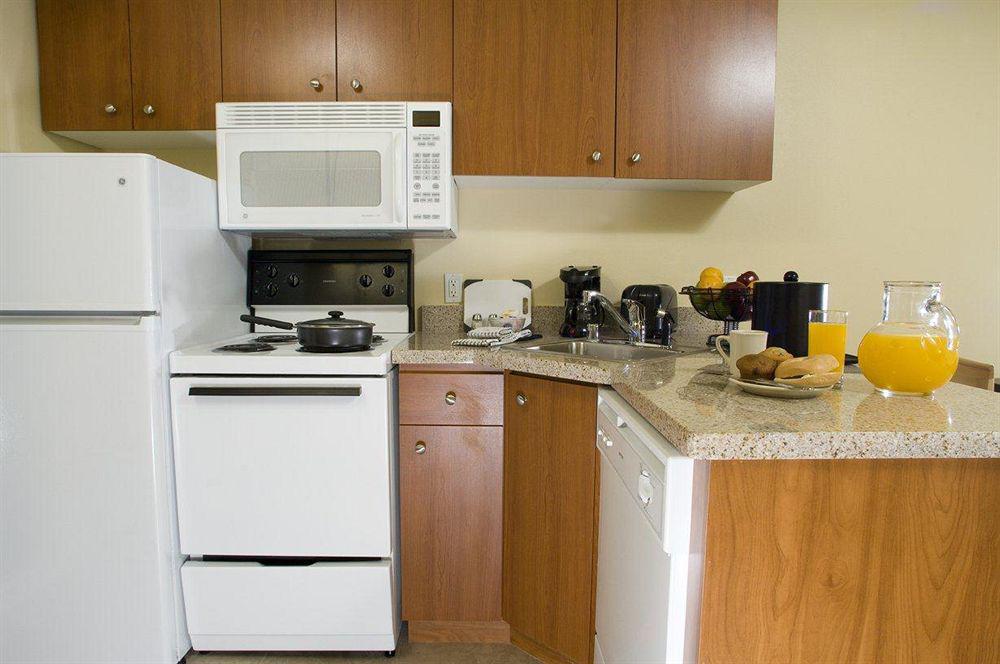 Executive Residency By Western Navigator & 3*